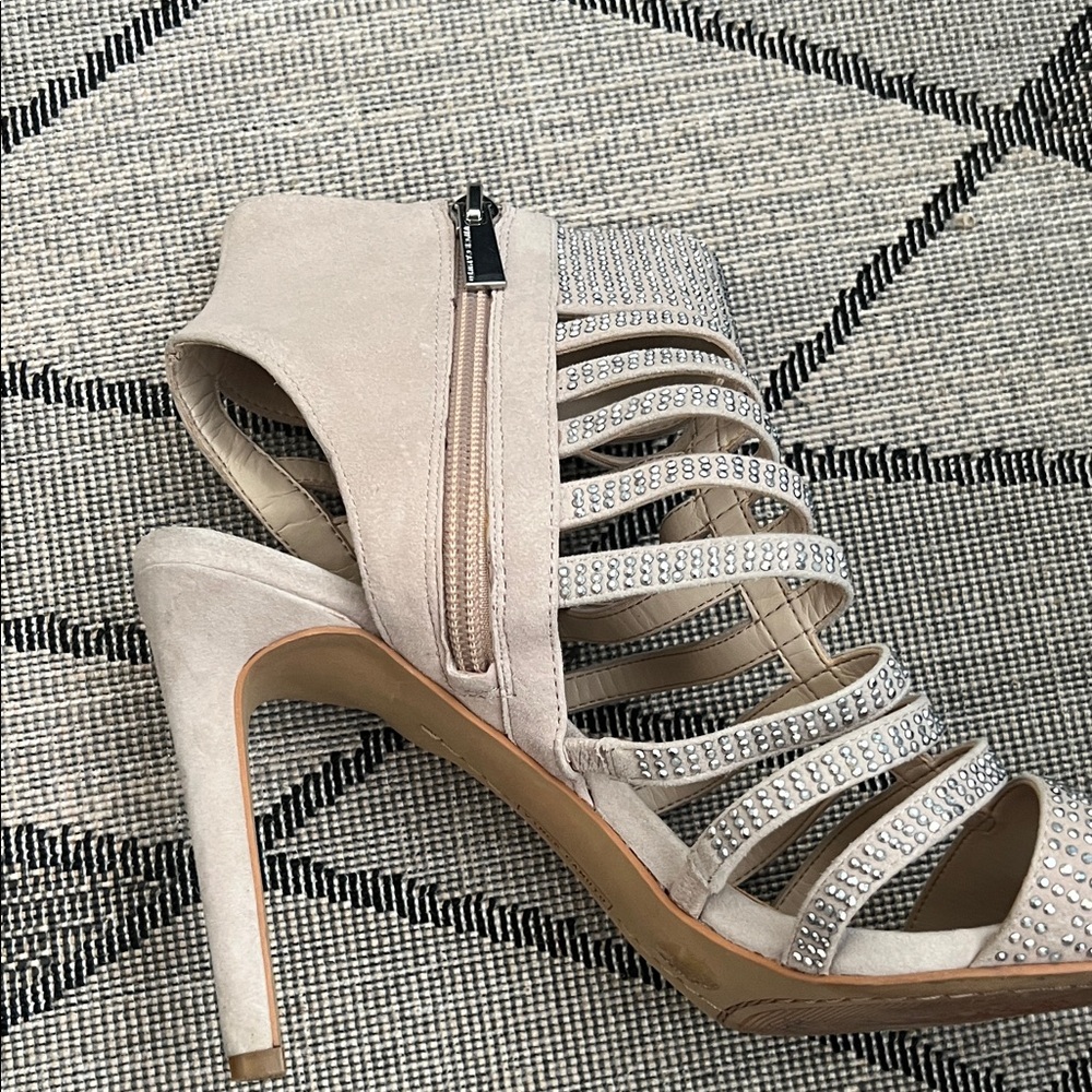 Vince Camuto Glittering Silver Gladiator Sandals - Picture 5 of 7